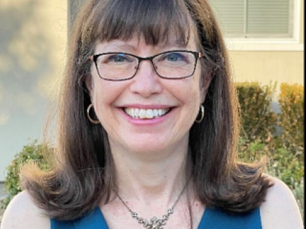 Attardi Receives Outstanding Investigator Award