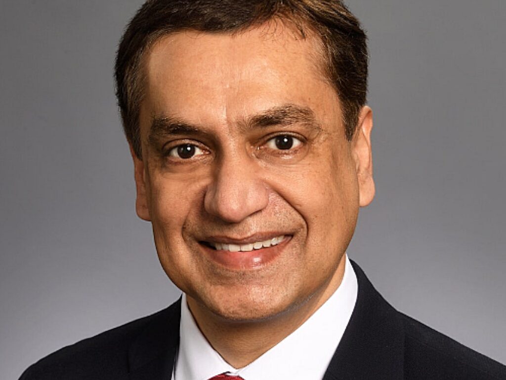 Dhodapkar Awarded Inaugural Brock Chair