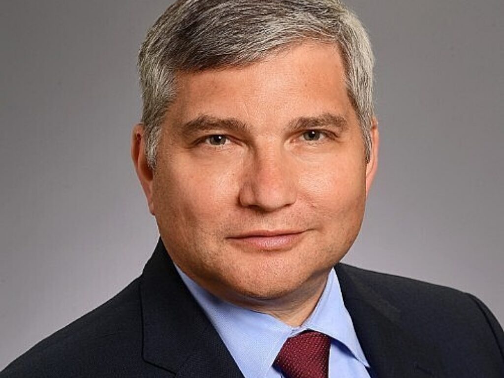 Associate Director Named for Education and Training