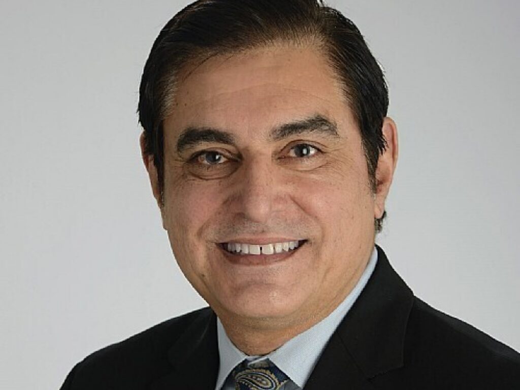 COVID 19 Vaccine Effective in People Receiving Cancer Treatment Study Finds