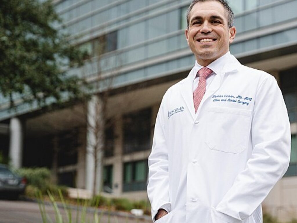 Hollings Surgeon Awarded NCI Grant to Increase Number of Surgeon Scientists