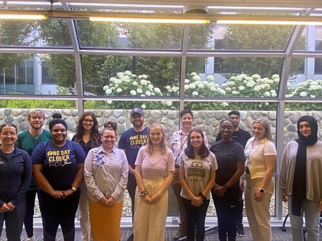 Program Gives Undergrads Pathway to Cancer Careers