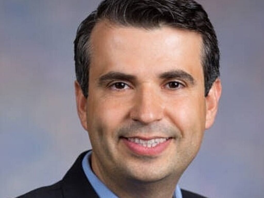 Researchers Find Medication Most Effective Quitting Method for Cancer Survivors Who Smoke