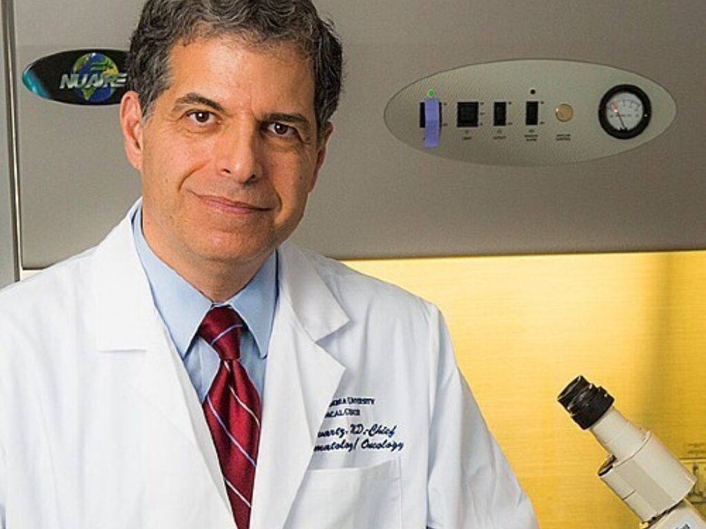 Schwartz Named New Director at Case Comprehensive Cancer Center