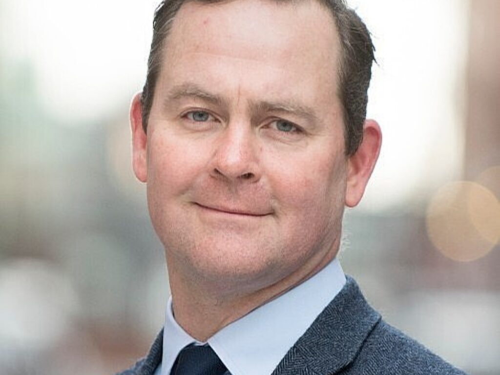 Spine Surgery Innovator Joins Cedars Sinai Orthopaedics
