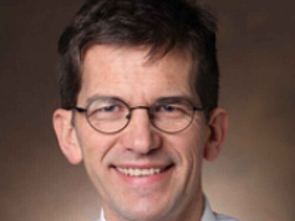 Study Tracks Genomics of Lung Tumor Behavior