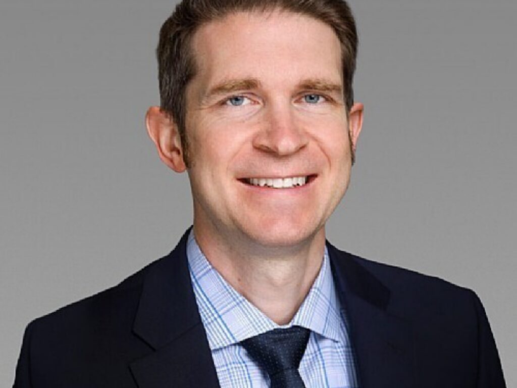 Thompson Receives Grant to Study Cancer Patients Caregivers