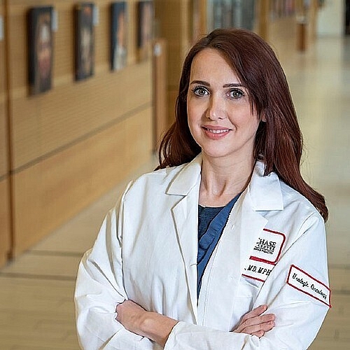 Bukavina Wins Research Scholar Award