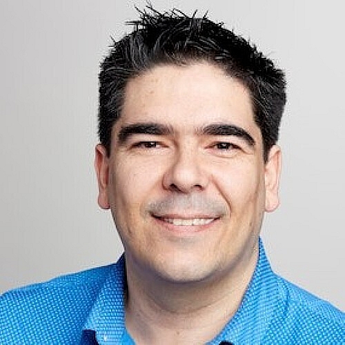 Bravo Cordero Receives Emerging Leader Award From The Mark Foundation