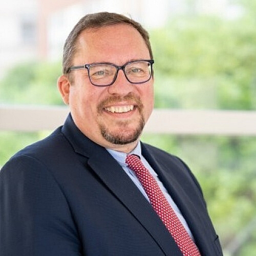 Brentjens Joins Roswell Park as Deputy Director Chair of Medicine