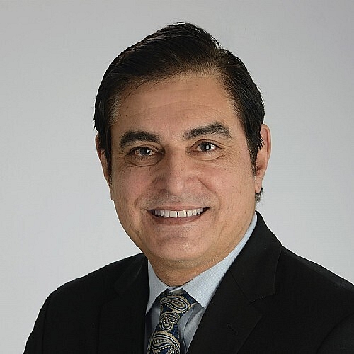 COVID 19 Vaccine Effective in People Receiving Cancer Treatment Study Finds