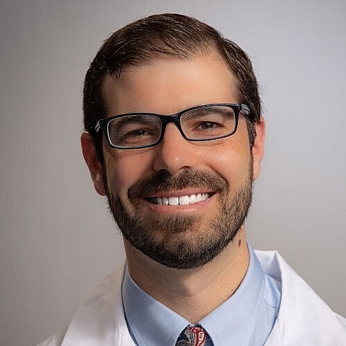 Expert Team Tackles Thyroid Parathyroid Diseases