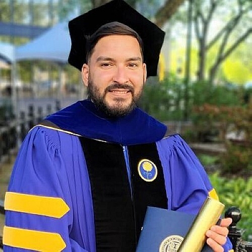 First Graduate of New Cancer Biology Concentration