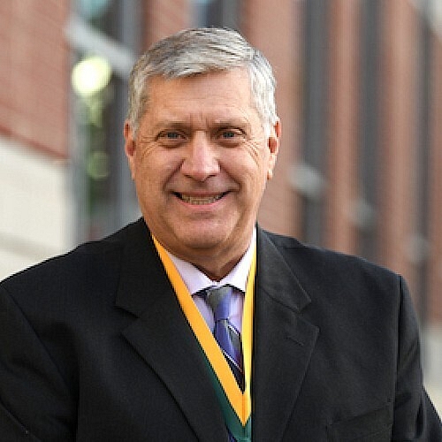 Holcombe Invested as Inaugural J Walter Juckett Chair in Cancer Research