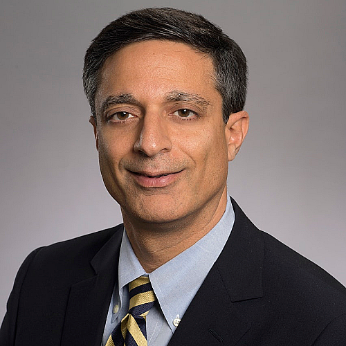 Lonial Honored with Gray Family Chair in Cancer