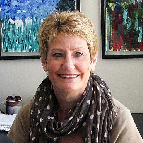 Researcher Honored for Contributions to Preventing Lung Cancer