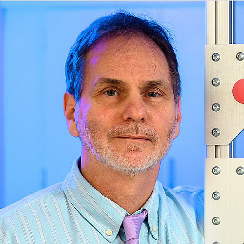 Researcher Prototypes New Equipment to Improve Head and Neck Cancer Treatment