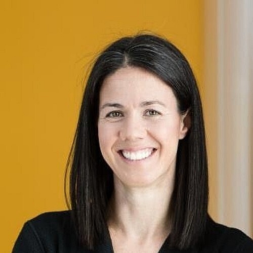 Tanning Salons Cluster in Gay Neighborhoods in Large U S Cities Study Finds