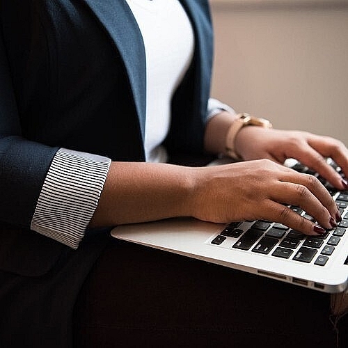 Write Your Representatives to Support the PREVENT HPV Cancers Act